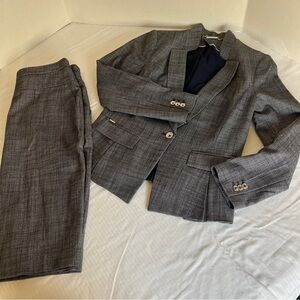White House Black Market Two Pieces Skirt Suit Blue And Ecru Blazer & Skirt Sz 8